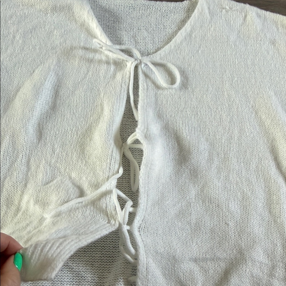 SHEIN Cream V-Neck Sweater with Bow Details - Picture 6 of 10